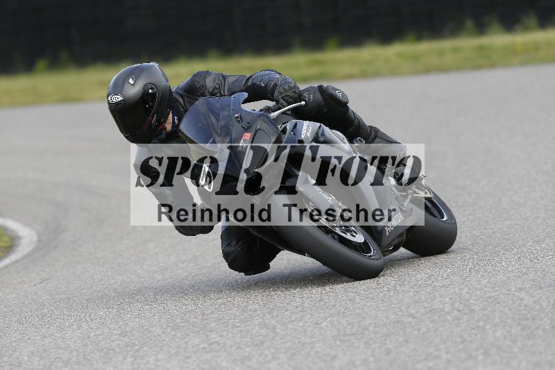 /Archiv-2025/08 20.04.2025 Speer Racing ADR/Gruppe rot/3